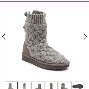 RARE BLACK ISLA UGGS barely worn